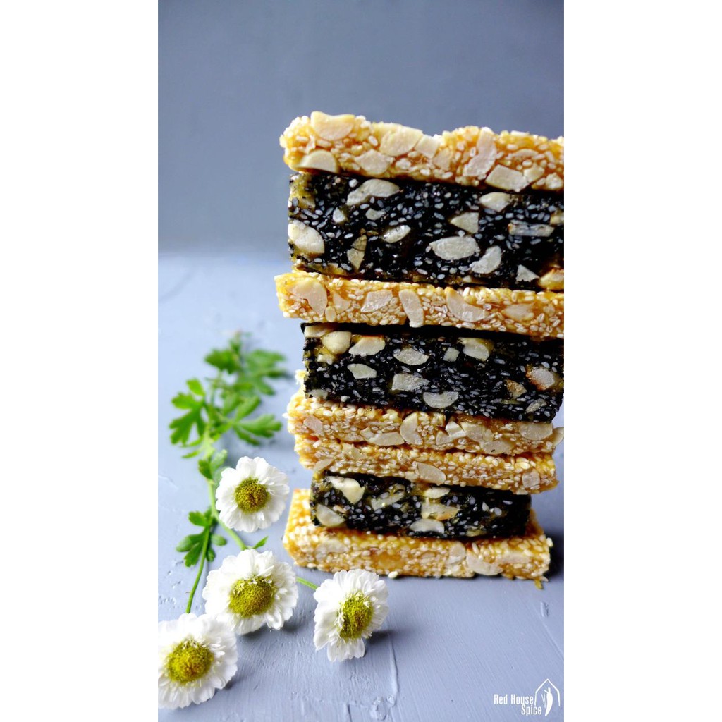 ขนมพม่า-ขนมงาดำ-งาดำตัดพม่า-good-taste-black-sesame-brittle