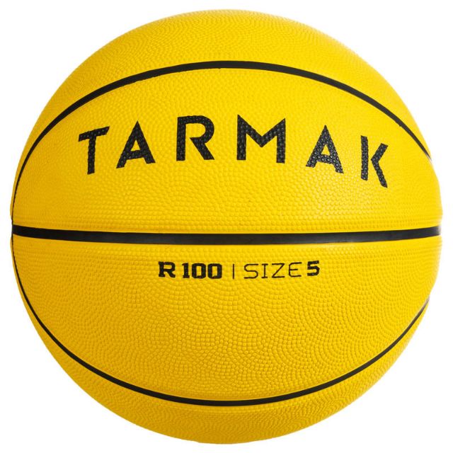 ภาพหน้าปกสินค้าเติมลมให้ฟรีส่งไปเลยจ้าาา ลูกบาสเด็ก ลูกบาสเก็ตบอลสำหรับเด็กรุ่น R100 เบอร์ 5 Basketball​ ทนทานเหมาะสำหรับผู้หัดเล่น จากร้าน kormadika บน Shopee