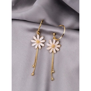 ต่างหูแฟขั่น ต่างหูดอกไม้ สวยหรู ดูดี Flower Charm Drop Earrings ( ส่งจากไทย )