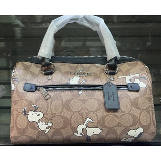 แท้ 100% Coach F58312 ส่งฟรี !! กระเป๋าถือ / กระเป๋าสะพาย สำหรับผู้หญิง ของขวัญวันเกิด วันครบรอบ ของขวัญให้แฟน