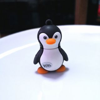 Flash drive Thumb drive Penguin มีให้เลือก 2 ขนาดความจุ เพนกวิน ยูเอสบีแฟลชไดรฟ์ราคาถูก
