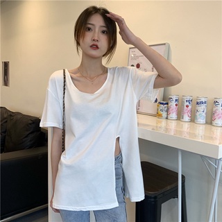 WANG JIAO ZHAN ใหม่ เสื้อยืด คอวี แขนสั้น ผ่าข้าง ทรงหลวม ดีไซน์ใหม่