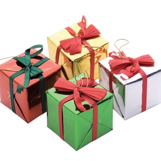 ของประดับ ของตกแต่ง ออร์นาเม้นท์ เทศกาลคริสต์มาส   ของขวัญ ของฝาก (5721-01) กล่องของขวัญใหญ่  ขนาด 2  นิ้ว