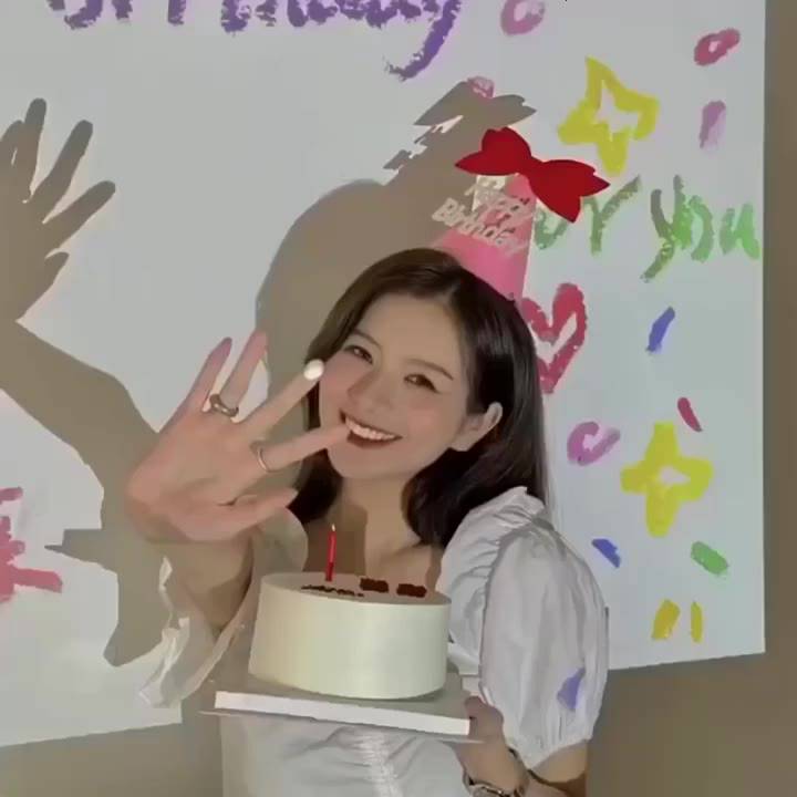 โคมไฟโปรเจคเตอร์-โปรเจคเตอร์-รูปเค้ก-สร้างสรรค์-สไตล์เกาหลี-สําหรับตกแต่งห้องนอน-ปาร์ตี้วันเกิด