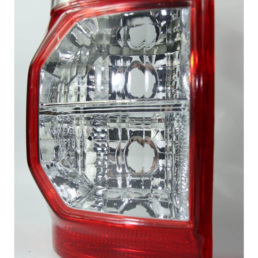 เสื้อไฟท้ายโตโยต้าวีโก้แชมป์-toyota-hilux-vigo-champ-2012-2015-เลนส์สี-red-cl-car-tail-light-parts-t8