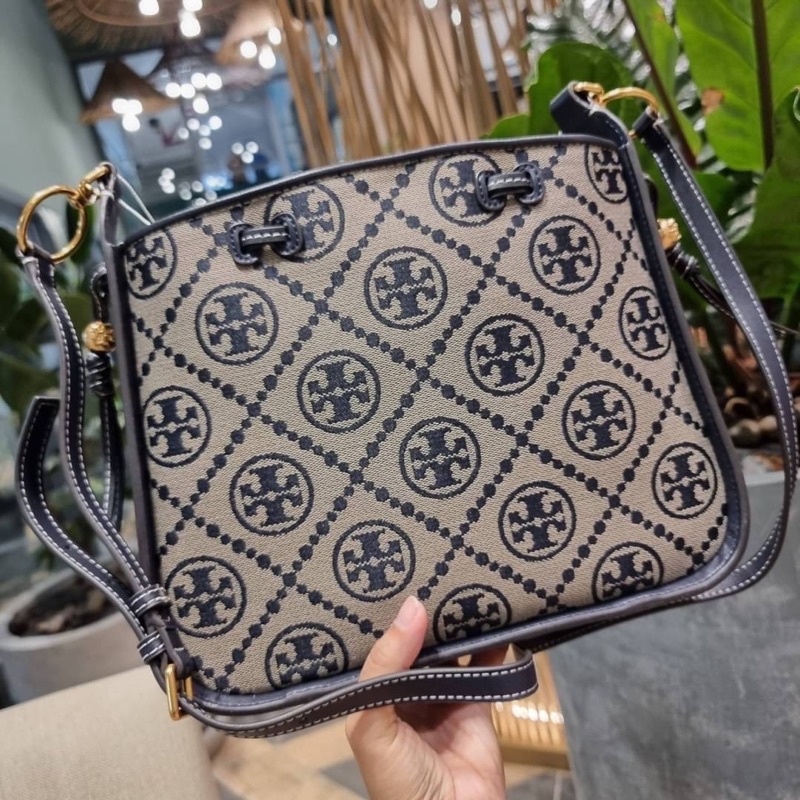 tory-burch-t-monogram-jacquard-bell-bag