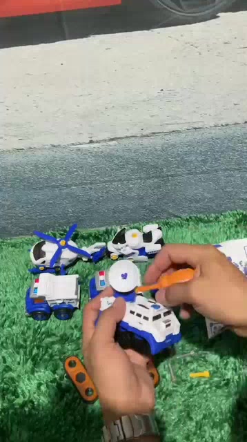 ของเล่นประกอบ-รถdiy5-คัน-รวมร่างเป็นหุ่นยนต์ได้
