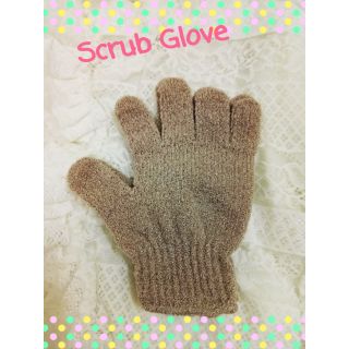 Scrub Glove ถุงมือใยขัดผิว ช่วยผลัดเซลล์ผิวเก่าเผยผิวใหม่เนียมนุ่ม และลดผิวเปลือกส้มช่วยให้เลือดไหลเวียนได้ดีขึ้น