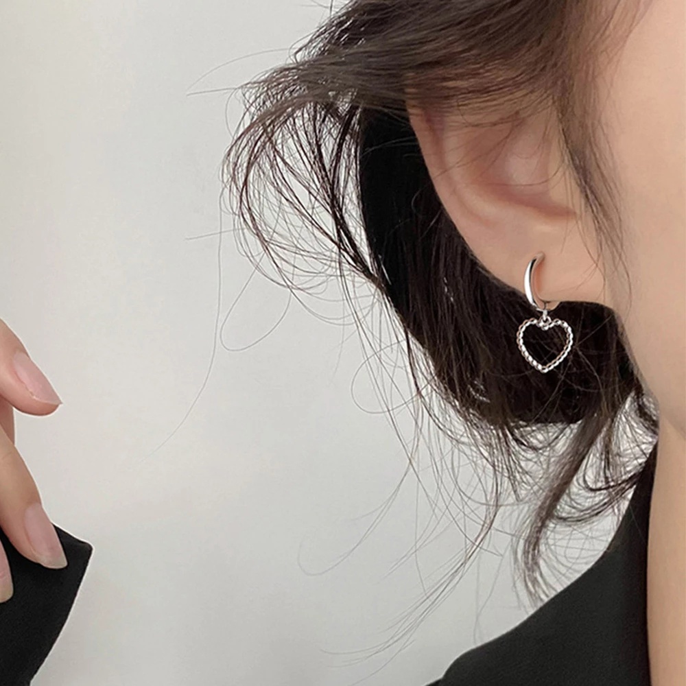 ladies-fashion-alloy-asymmetric-love-earrings-pendant