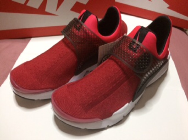 new-nike-sock-dart-kjcrd-solar-red-siren-red-gym-red-size40-ของแท้-100-ป้ายห้อย-กล่องครบ