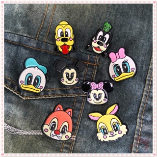 เข็มกลัด รูปการ์ตูน Disney Mickey Minnie Goofy Pluto Dale Donald Duck Daisy แฟชั่นสร้างสรรค์ สําหรับติดกระเป๋าเป้สะพายหลัง 1 ชิ้น