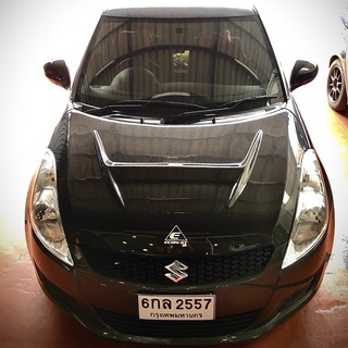 Econ GT ฝากระโปรงคาร์บอน ไฟเบอร์ - คาร์บอน เคฟล่า SUZUKI Swift Eco (ลายสอง)