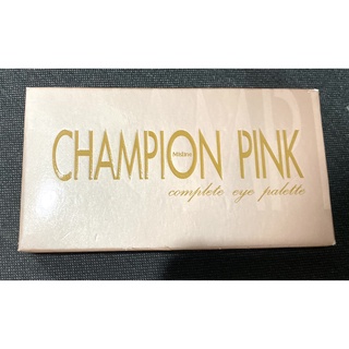 อายแชโดว์ โทนชมพูทองน้ำตาล มิสทีน MISTINE CHAMPION PINK COMPLETE EYE PALETTE