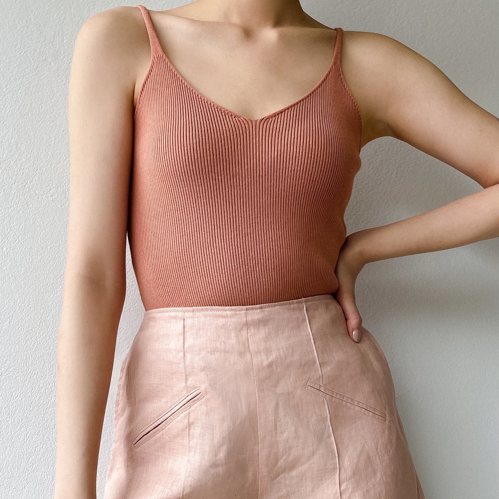 aliotte-amma-tank-top-เสื้อสายเดี่ยวคอวี
