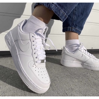 🐝 รองเท้าผ้าใบ Air Force 1 White Lover ผู้หญิงกับผู้ชาย(36……..45)🐝