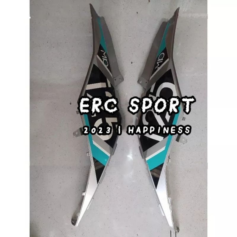 สติกเกอร์ติดตัวถัง-ด้านหลัง-สีเงิน-mio-m3-mio-z-125-yamaha-mio-m3-mio-z125-plus