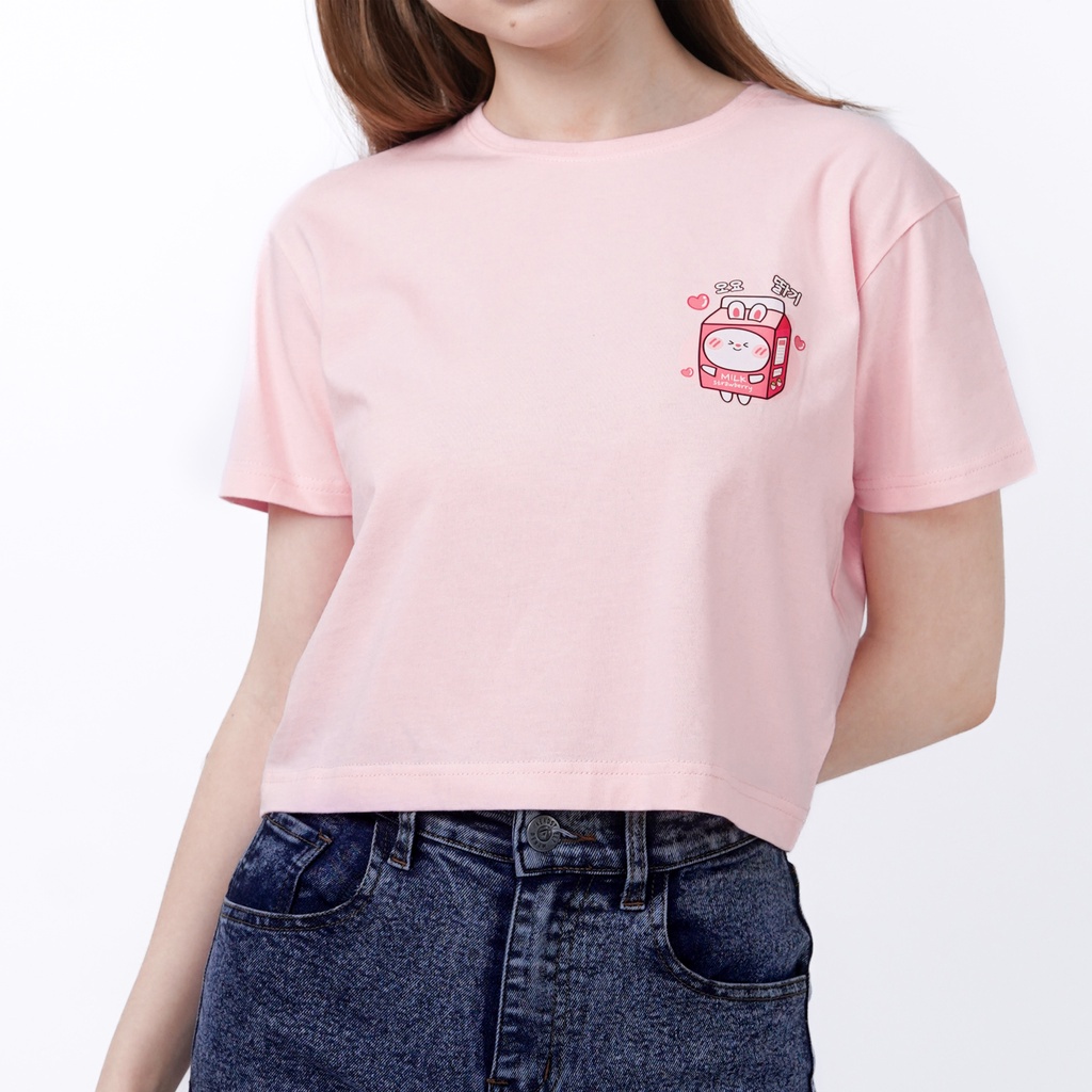 ใหม่-เสื้อยืดครอปท็อป-kaos-สีชมพูนม-1b000