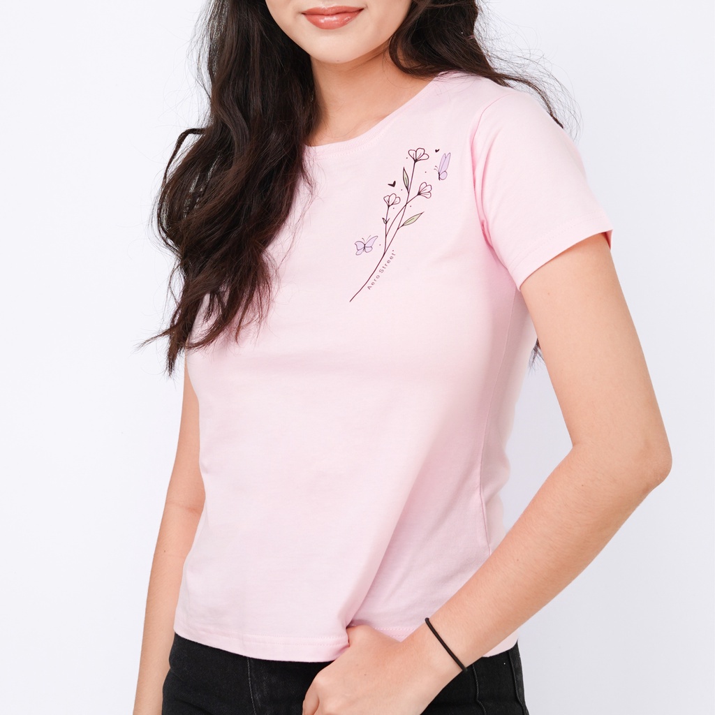 ใหม่-เสื้อยืด-ลาย-everly-pink-kaos-1b000