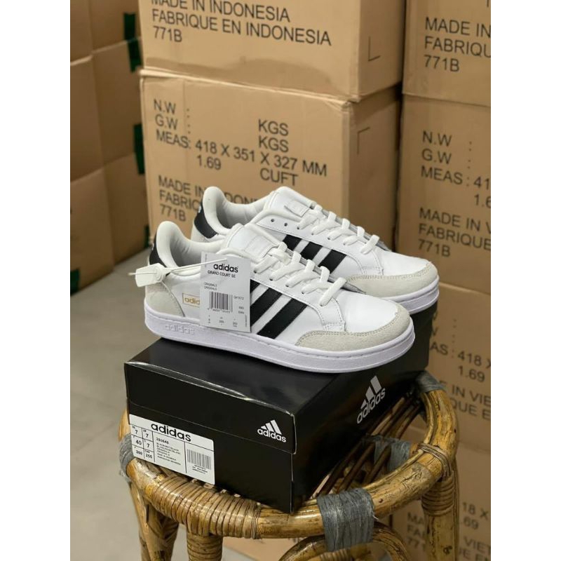 Adidas GRAND COURT SE ORIGINAL Shoes NBWB | Shopee Thailand
