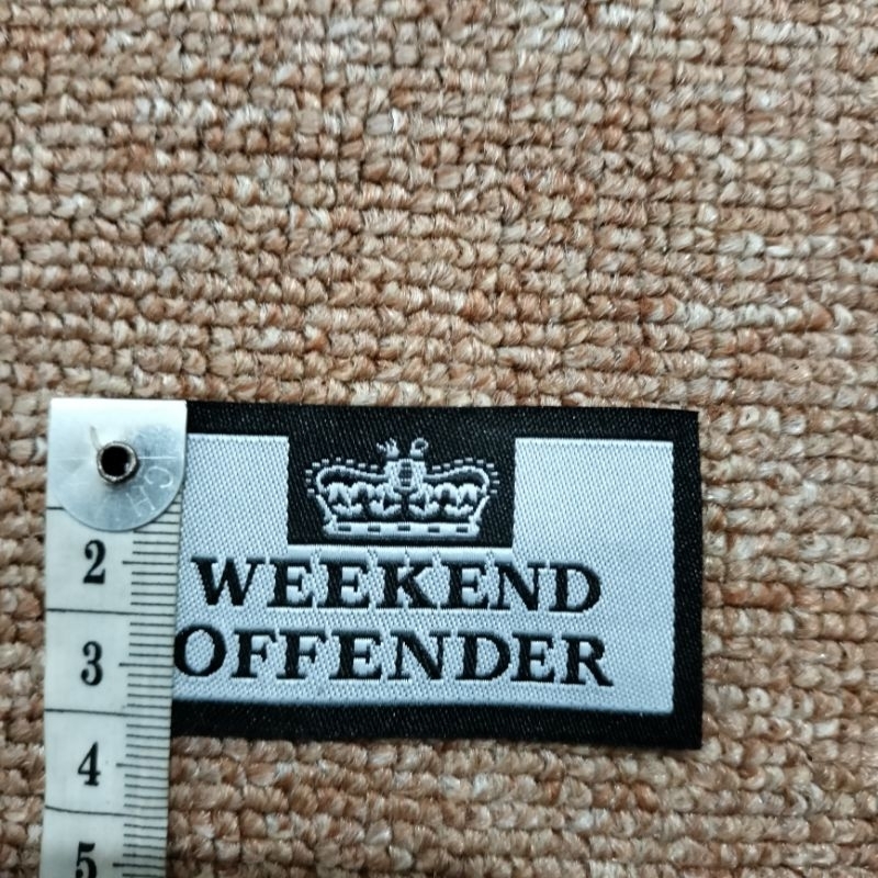 ป้ายฉลากสาน-ป้าย-weekend-offender