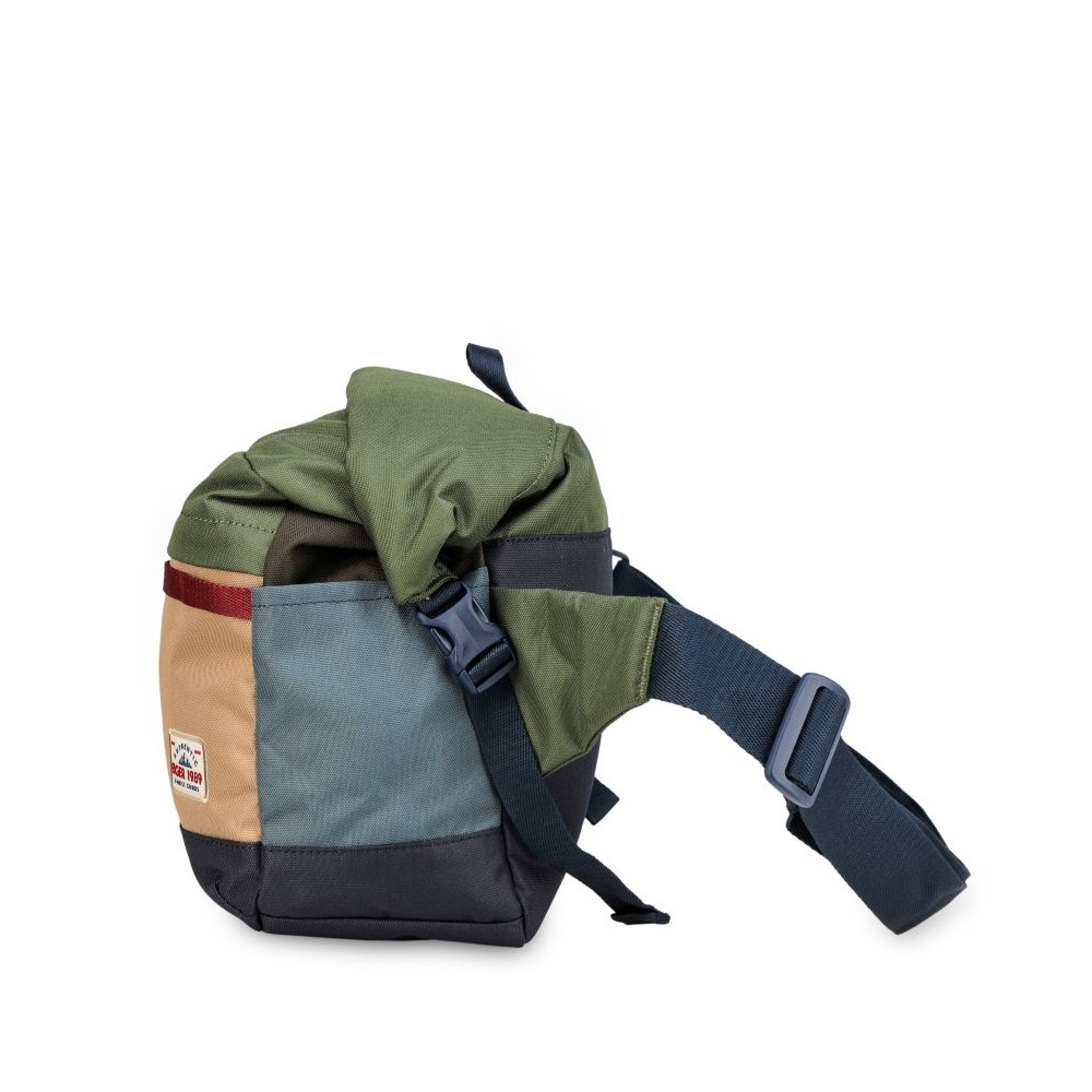 eiger-z-weekender-โรลม้วนไหล่-สีเขียว-1f