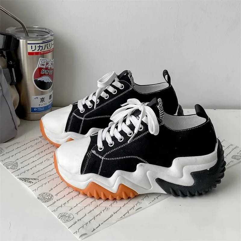 รองเท้าผ้าใบผู้หญิง รองเท้า SEMI BOTS INSOLE Serration LIMITED EDITIONS ...