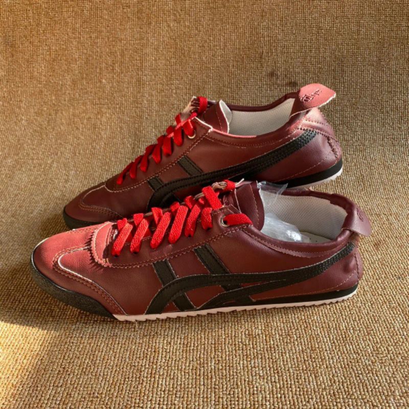 onitsuka maroon