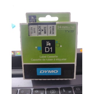 เทปคาสเซ็ต Dymo Label S0720930 D1 53713 เทป 24 มม. x 7 ม. 3/4 นิ้ว x 23 นิ้ว สีดําบนสีน้ําเงิน