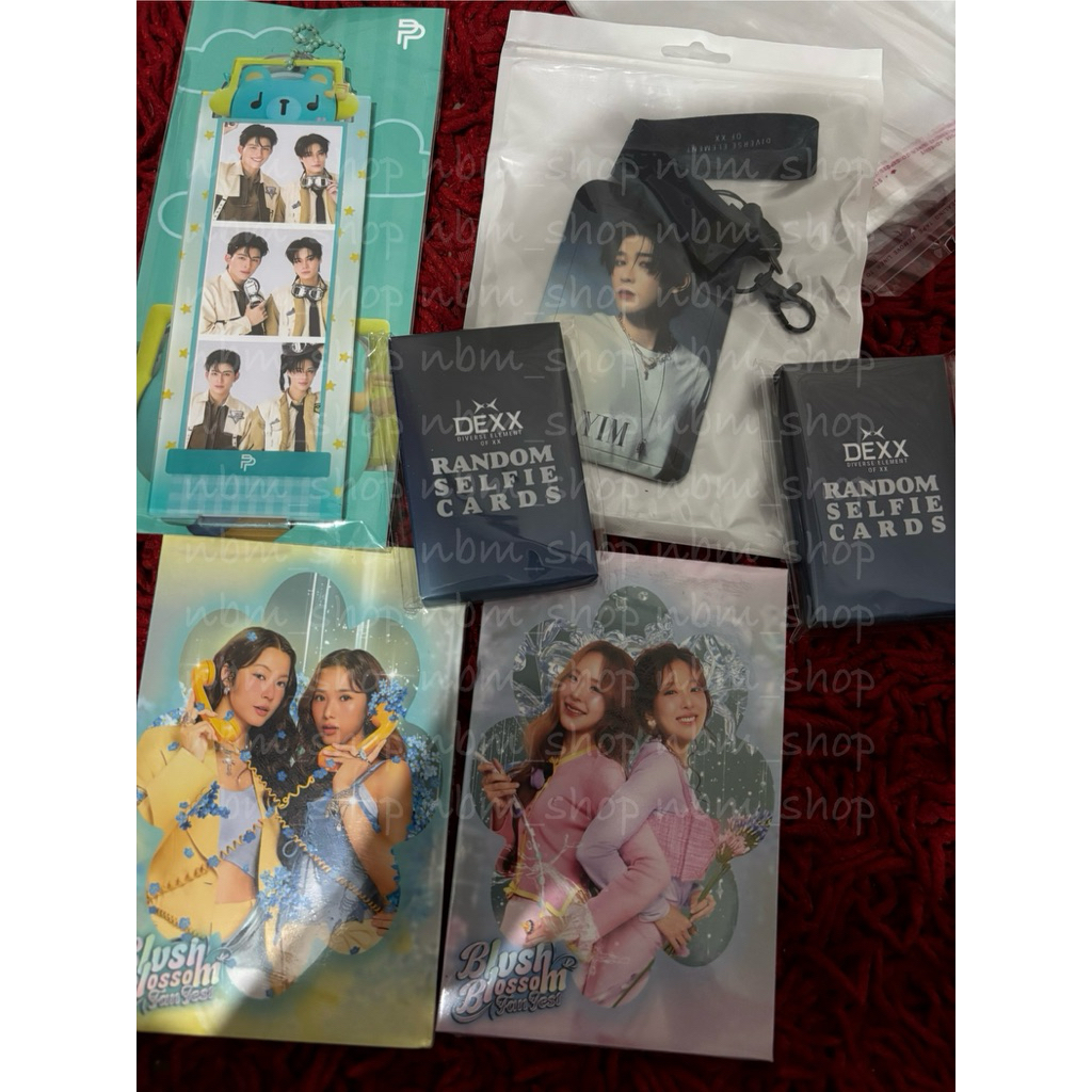 BLUSH BLOSSOM FAN FEST LOOUD OF LOVE DEXX อย่างเป็นทางการ MERCHANDISE ...