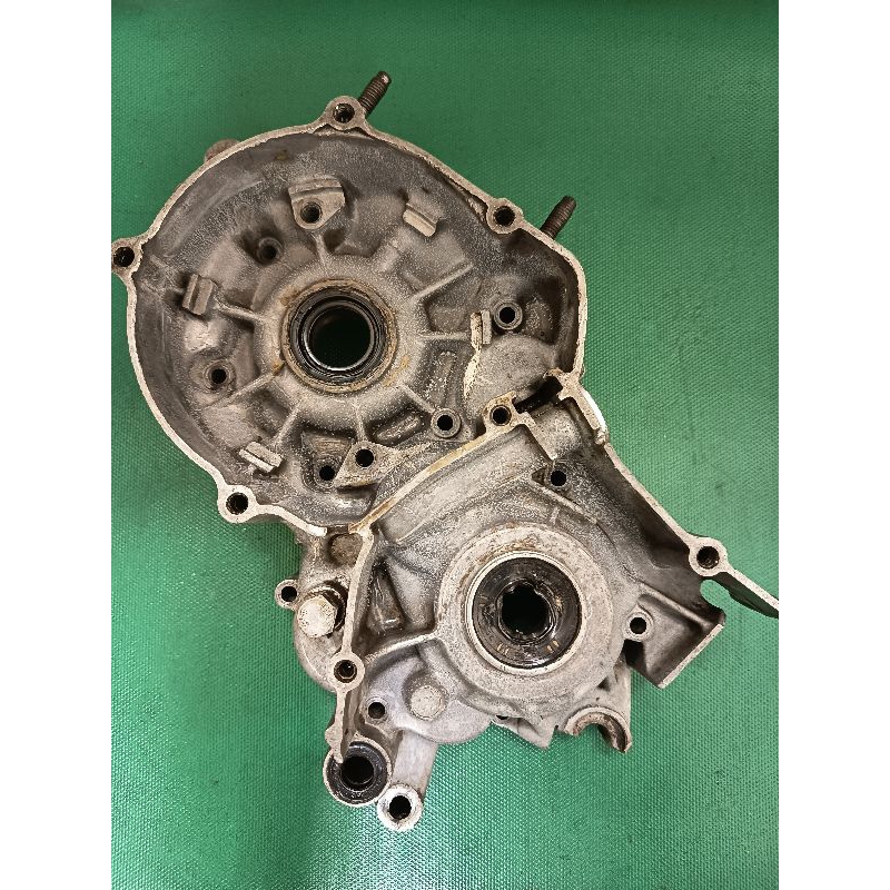 YAMAH RXZ RX Z ซ้าย CRANKCASE BLOCK RXZ 55K วาล์วบล็อก | Shopee Thailand