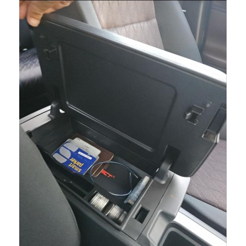 Otoproject Multi tray Console Box เพิ่มเติม Innova Zenix | Shopee Thailand