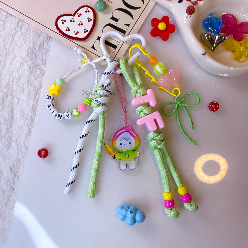 アイドル Teetee DMD DOMUNDI CHARITY keychain アイドル Teetee DMD