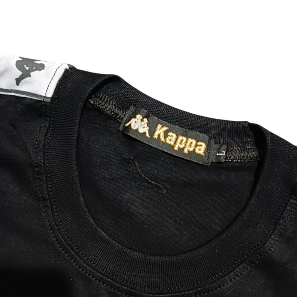 เสื้อยืด KAPPA TAPPED สีดํา | Shopee Thailand