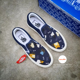 Vans รองเท้าสลิปออน (Cat Gamis) คุณภาพนําเข้าจากพรีเมียม พร้อมกล่อง สําหรับเด็ก และผู้ใหญ่ ผ้าใบด้านบน วาฟเฟิล DT กันลื่น ป้าย Made in China ราคา