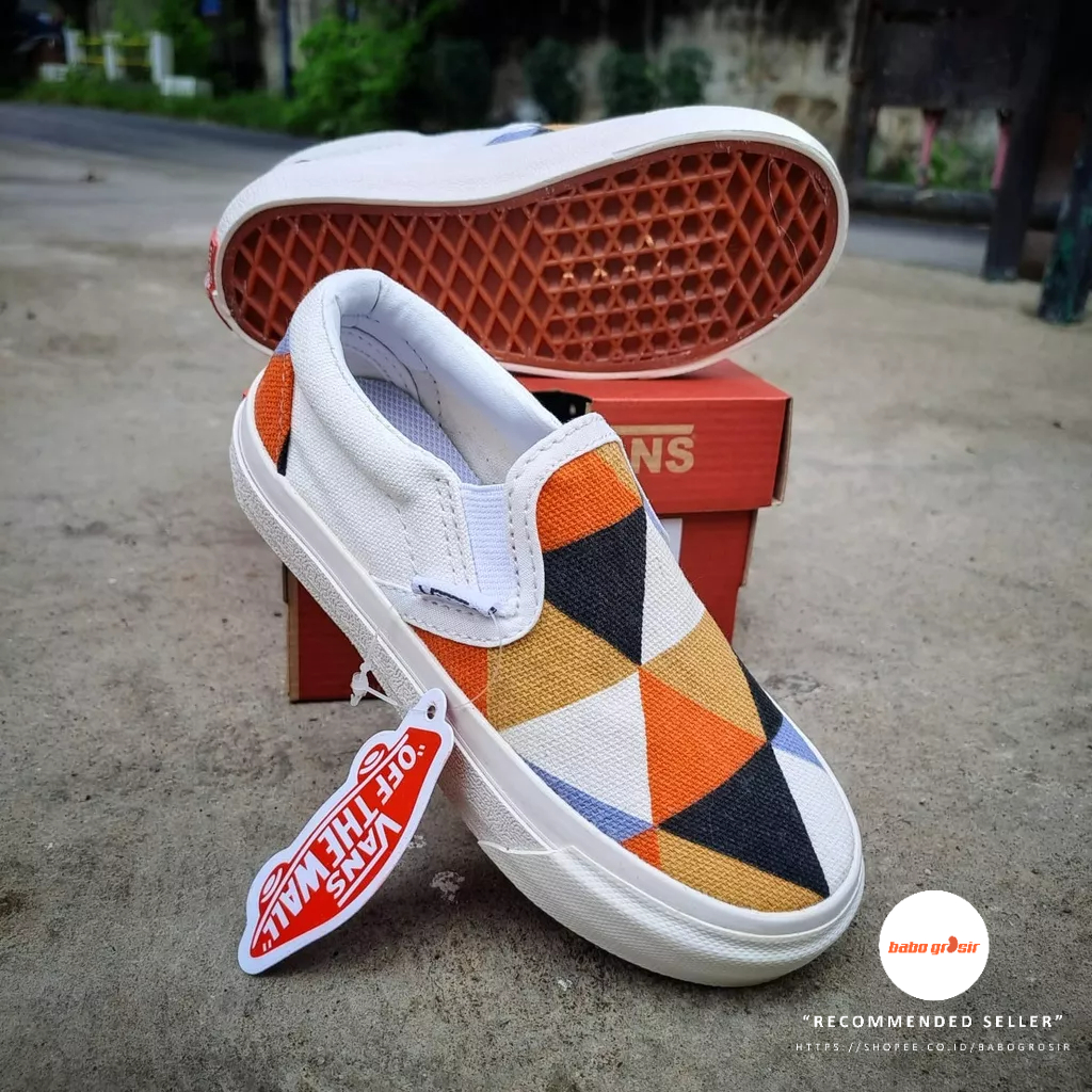 vans-slip-on-kids-นําเข้า-พรีเมี่ยม-ผ้าใบ-ด้านบน-วาฟเฟิล-dt-ดอกยาง-กันลื่น-ดอกยางด้านนอก-แท็ก-ผลิตในประเทศจีน-ราคา