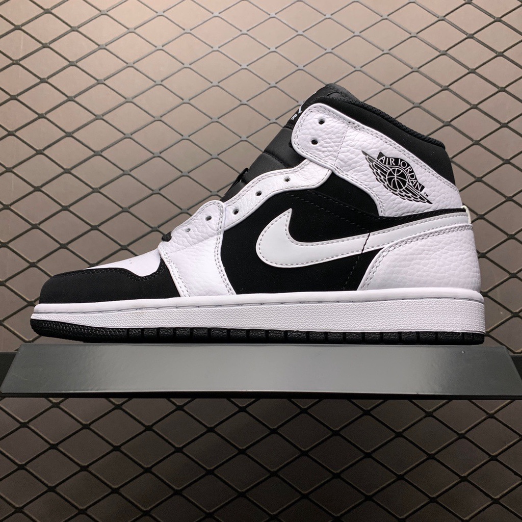 554724รองเท้าบาสเก็ตบอล-air-jordan-1-mid-aj1-1-113