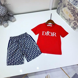Dior ชุดเสื้อแขนสั้น กางเกงขาสั้น ผ้าฝ้าย พิมพ์ลายตัวอักษร สองชิ้น แฟชั่นฤดูร้อน สําหรับเด็กผู้ชาย และเด็กผู้หญิง