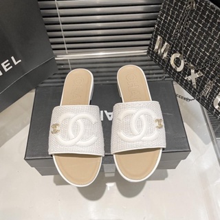 [EUR Size] Chanel รองเท้าแตะ พิมพ์ลายตัวอักษร เหมาะกับใส่กลางแจ้ง และในร่ม สําหรับผู้หญิง