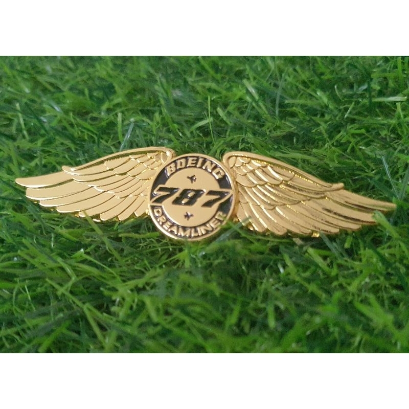 ปีกนก-boeing-787-dreamliner-pilot-crew-wing-pin-metal-สีทอง