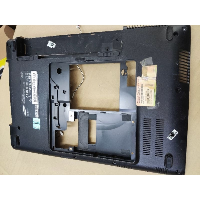 Samsung R408 R410 R423 R428 P428 P430 R429 R439 R440 ใช้ฝาครอบด้านล่าง ...