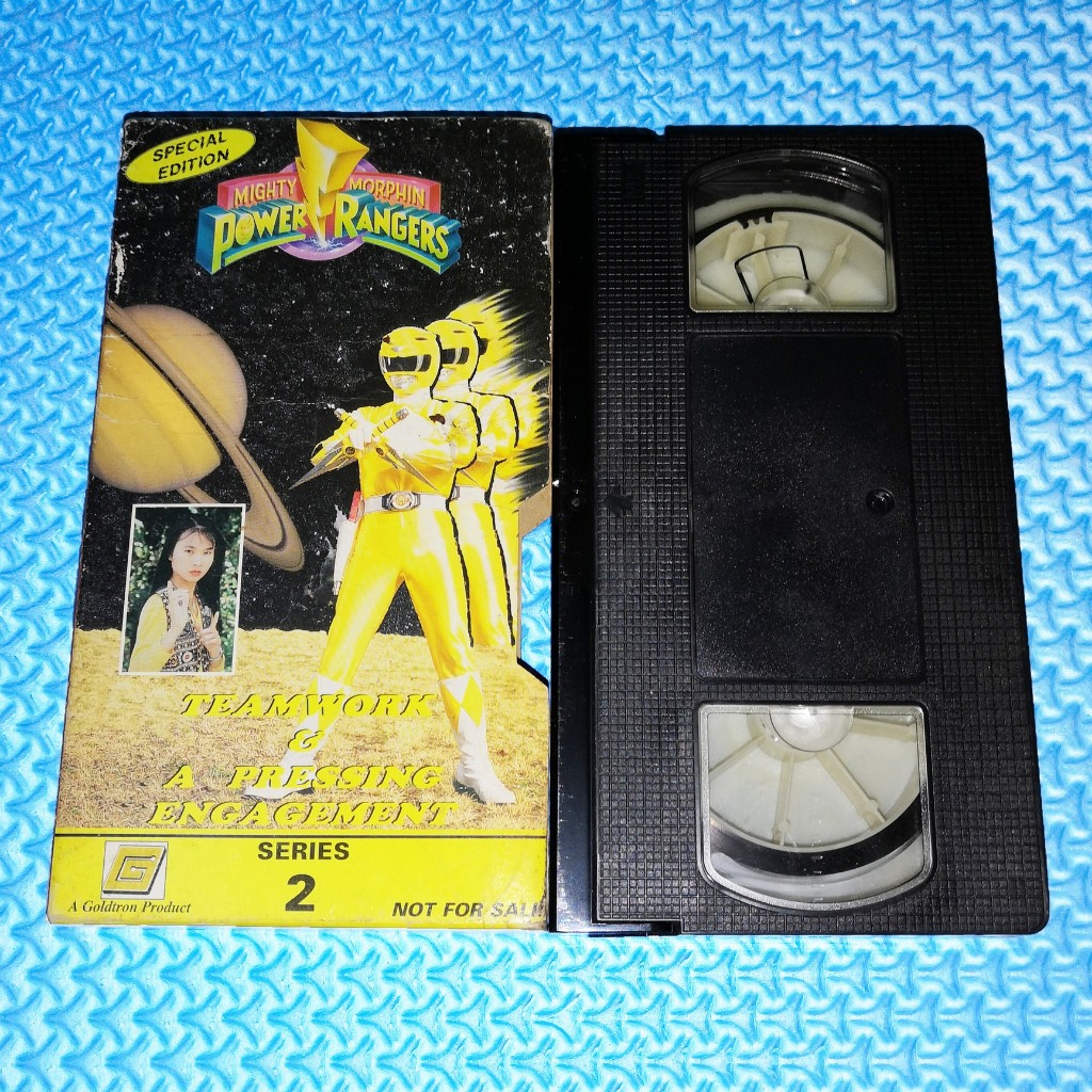 Vintage 90s Mighty Morphin Power Rangers Trini Kwan Yellow Ranger รุ่น ...