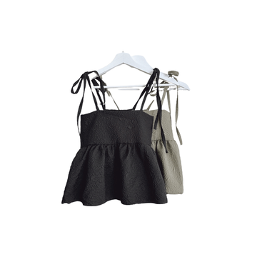 โปรโมชั่น : มีหลายสีเสื้อสายเดี่ยวผูกไหล่ ✨ผ้าหลายลาย Honey เดี่ยว