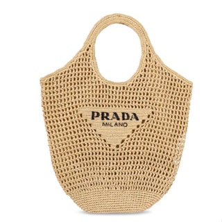 กระเป๋าสะพายแบรนด์เนมพร้อมส่งPrada Logo raffia tote bagเทพ 📌size 51x45x12 cm.