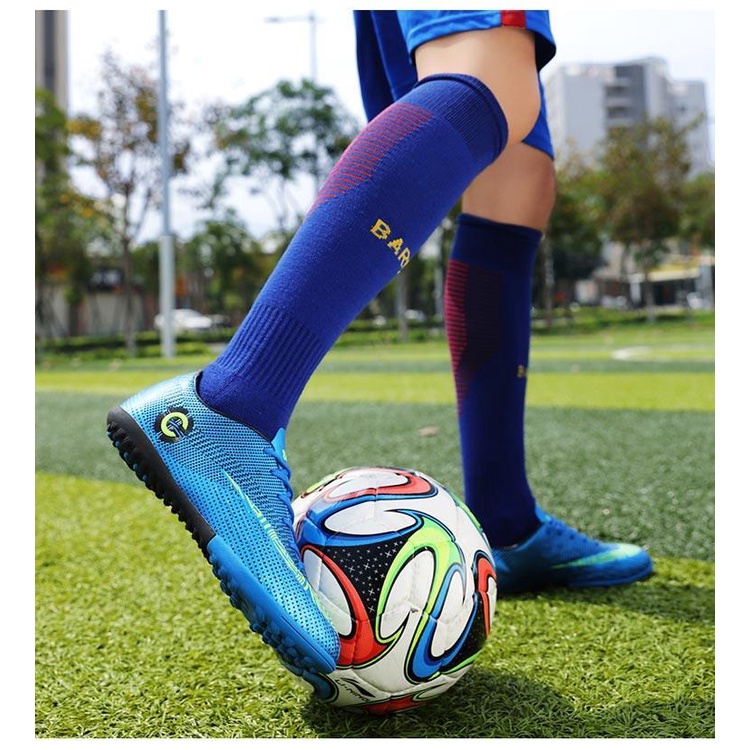 ของแท้-c-luo-messi-cr7รองเท้าฟุตบอลผู้ชายรองเท้าฝึกซ้อมฟุตบอลสำหรับผู้ใหญ่-น้ําหนักเบาพิเศษ-ระบายอากาศ-ดูดซับแรงกระแทก