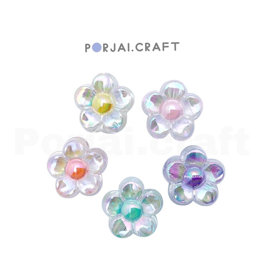 ภาพหน้าปกสินค้าลูกปัดดอกไม้ใส Clear Flower Beads 13mm จากร้าน porjai.craft บน Shopee