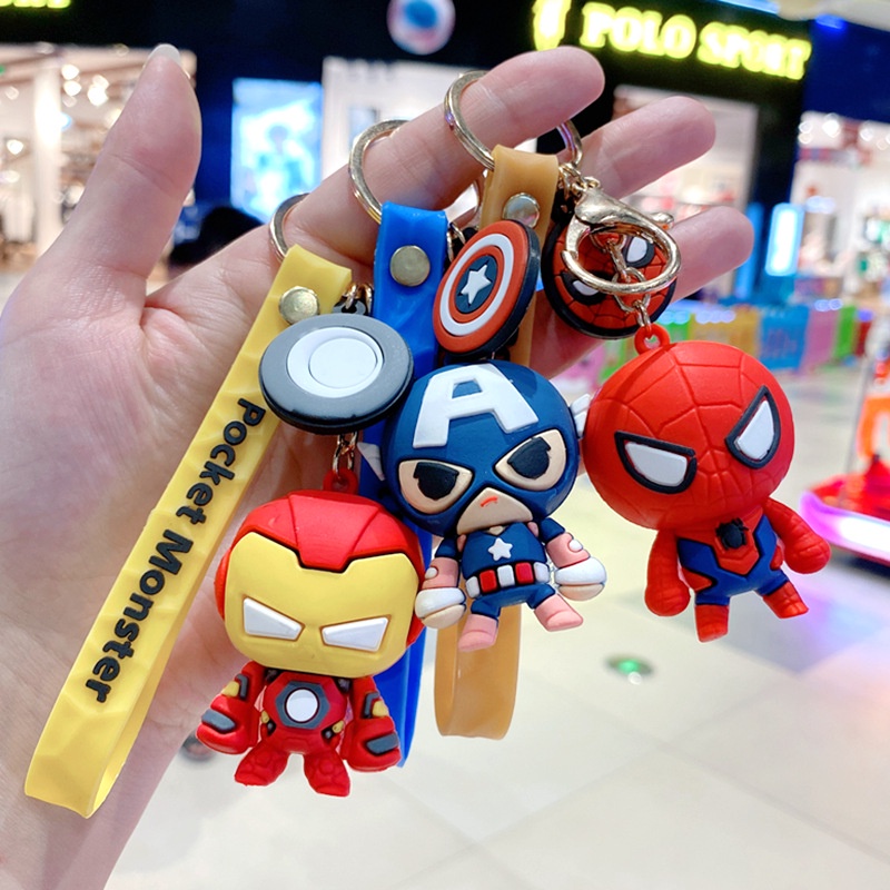 ภาพหน้าปกสินค้าพวงกุญแจฮีโร่ Marvel Avengers น่ารักและสร้างสรรค์ Captain America Iron Man Spiderman Deadpool จากร้าน night_windrunner บน Shopee