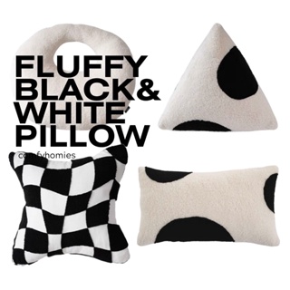 หมอนอิง FLUFFY BLACK&amp;WHITE PILLOW /comfyhomies/