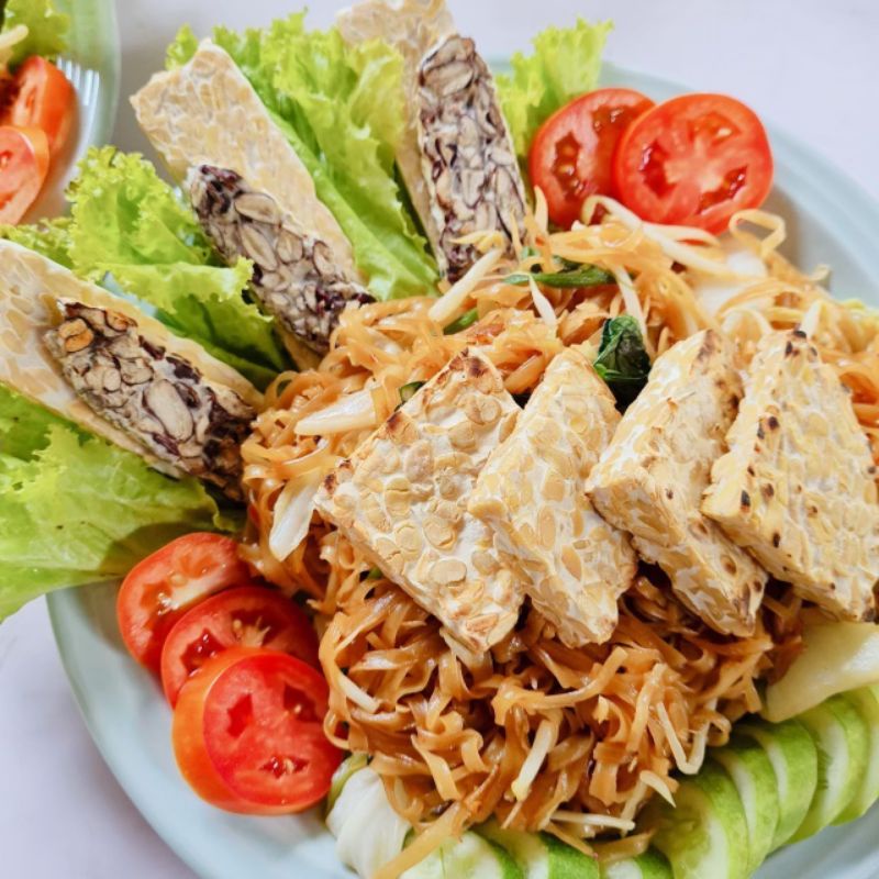 ภาพสินค้าJJTEMPEH nongmo Tempeh เทมเป้สด ออแกนิก บรรจุ11ชิ้น ในห่อใบตองกลิ่นหอม(ขนาด50กรัมต่อชิ้น) จากร้าน aekfishing บน Shopee ภาพที่ 6