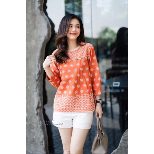 ทักก่อนสั่ง-เสื้อลินิน-งานปักฉลุทั้งตัว-อก44-cutieทักก่อนสั่ง