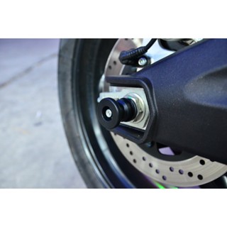 กันล้มล้อหลัง Rear Fork Slider พร้อมสปูน Mothracing Monster 795 Scrambler 800,1100(65) สีดำ